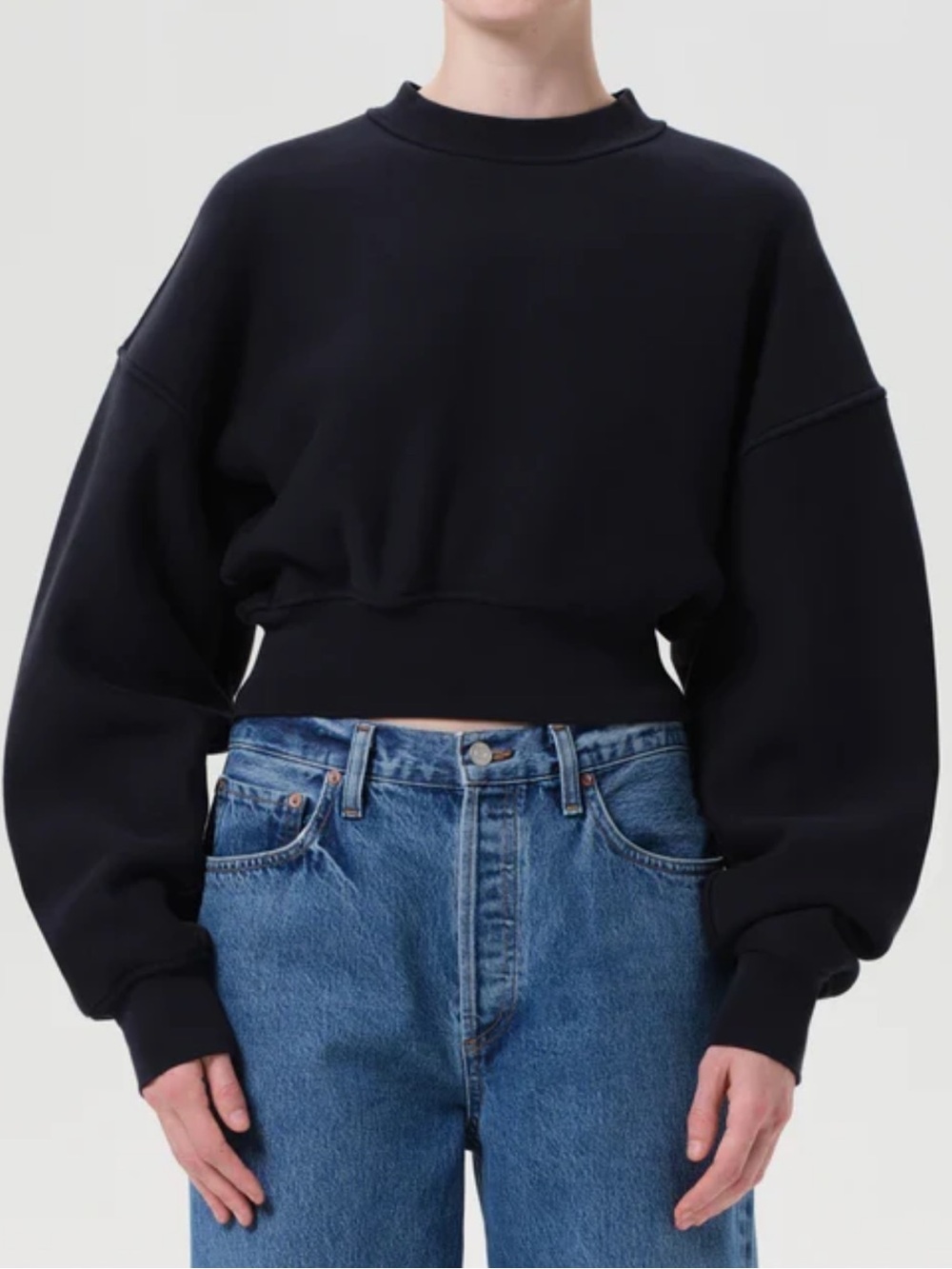 Agolde Cropped Crew Sweatshirt in Black